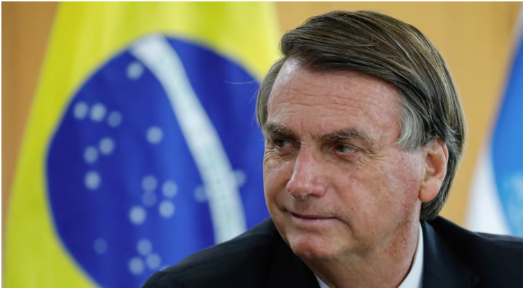 Imagem Ilustrando a Notícia: “Pronto para ficar mais 4 anos” diz Bolsonaro, em Santa Catarina