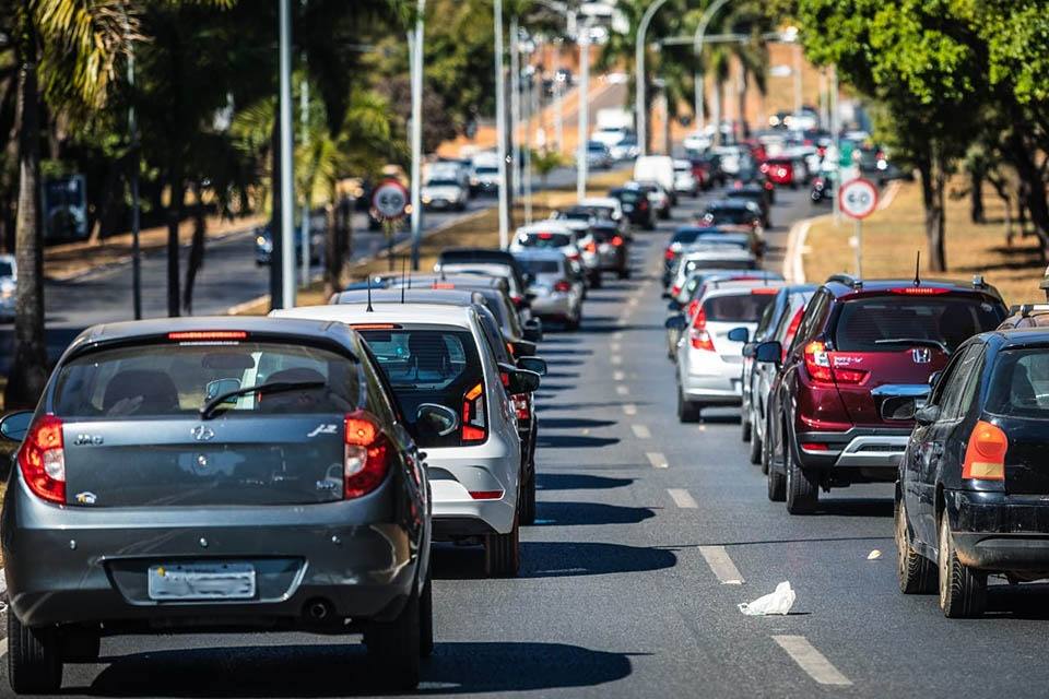 Imagem Ilustrando a Notícia: Leis de trânsito do governo Bolsonaro podem ser revertidas por Lula; veja quais