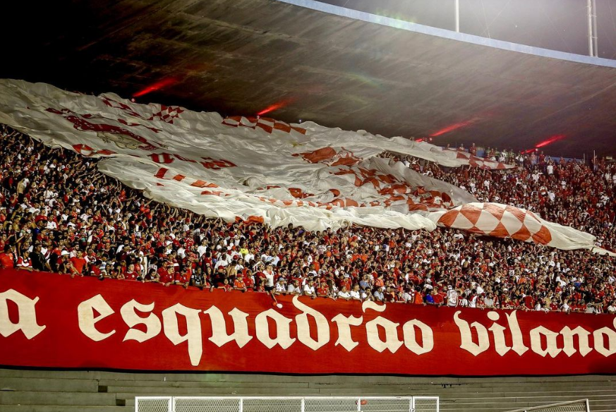 Imagem Ilustrando a Notícia: Vila Nova tem ingressos com valores promocionais para partida diante do Londrina