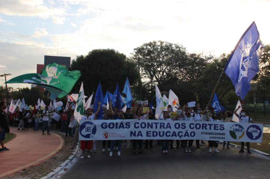 Imagem Ilustrando a Notícia: Goiânia recebe ato pela democracia e educação nesta quinta