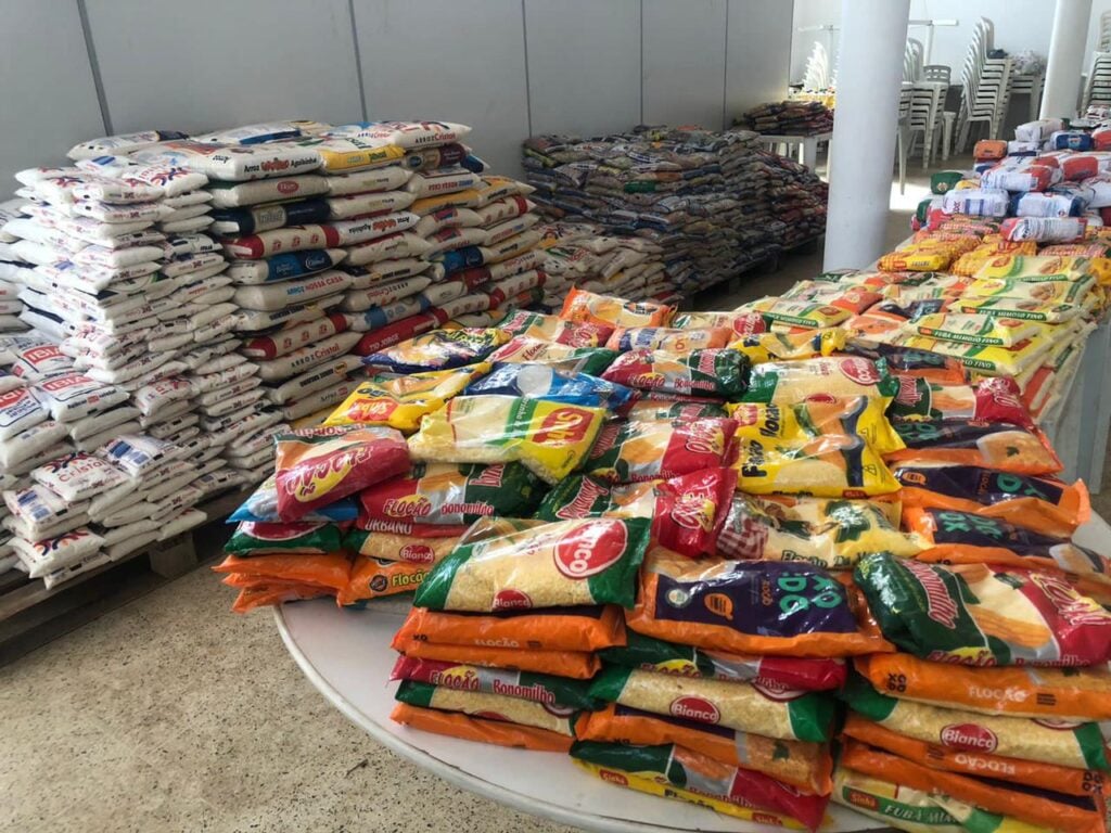 Imagem Ilustrando a Notícia: Parque Mutirama arrecada três toneladas de alimentos com Bilheteria Solidária no período de férias escolares