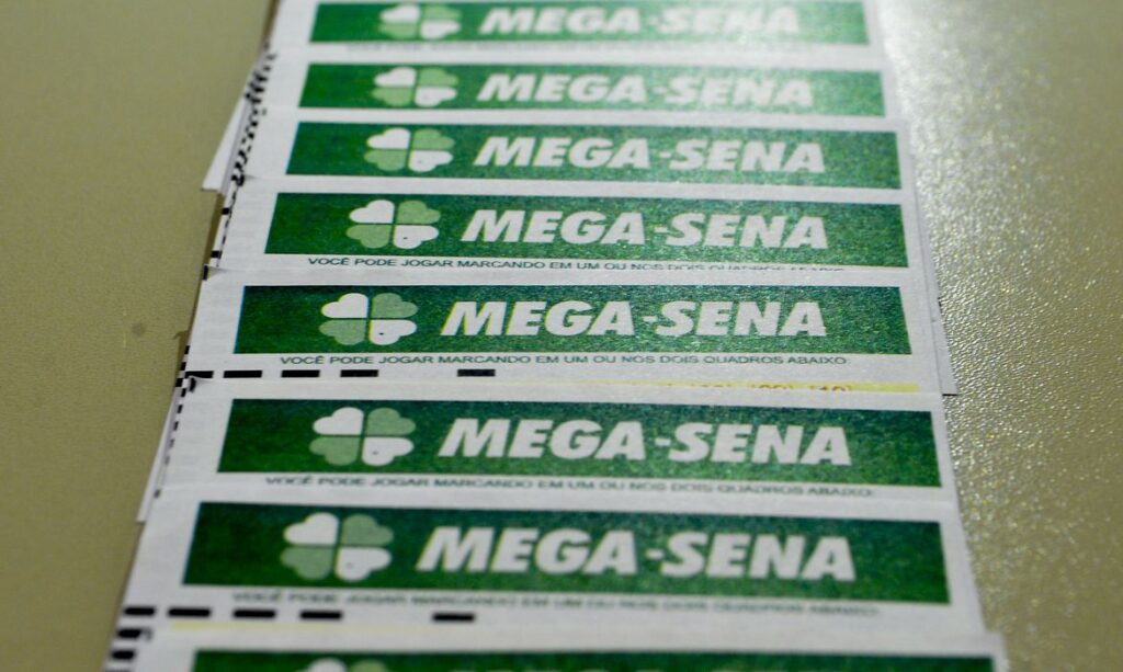 Imagem Ilustrando a Notícia: Mega-Sena sorteia prêmio de R$ 7,5 milhões neste sábado