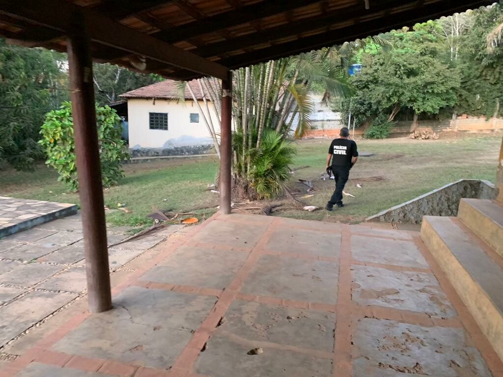 Imagem Ilustrando a Notícia: Operação da PCGO apreende aparelhos de suspeitos de vender perfis falsos na internet para atacar juízes amazonenses