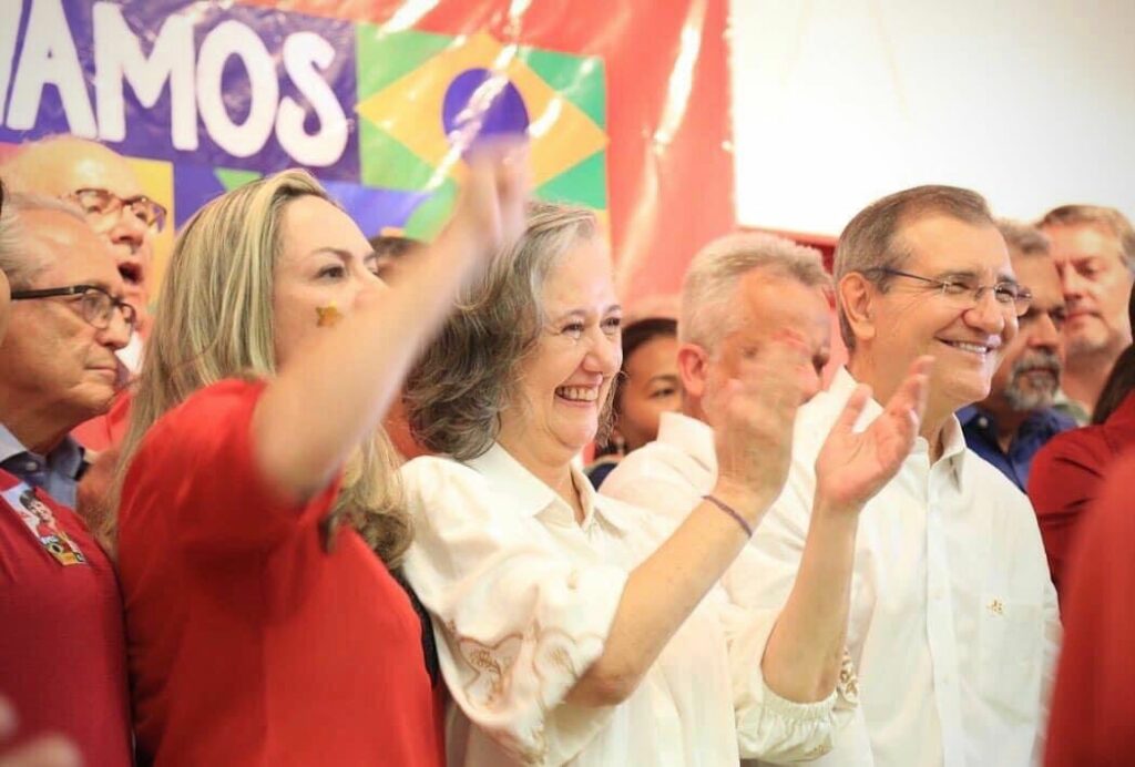 Imagem Ilustrando a Notícia: Senado: Denise Carvalho cola em Baldy e supera Wilder e Vilmar 