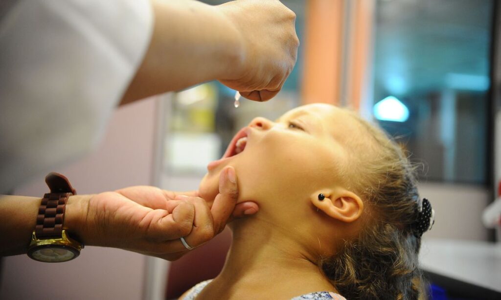 Imagem Ilustrando a Notícia: Goiás não atinge metas de vacinação infantil por seis anos seguidos