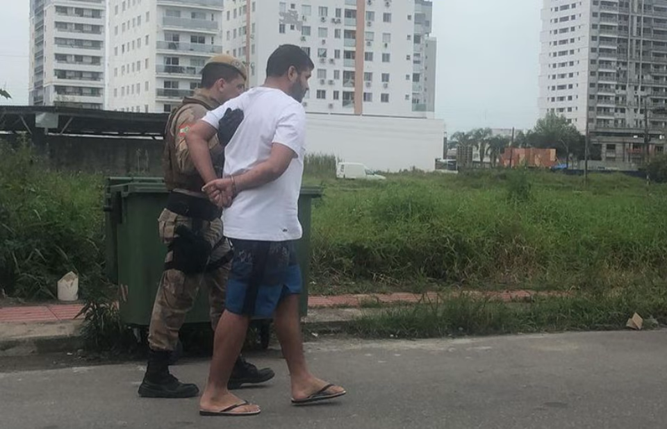 Imagem Ilustrando a Notícia: Um dos maiores traficantes de Goiás é preso em Santa Catarina