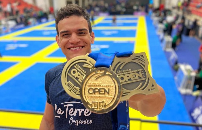 Imagem Ilustrando a Notícia: Goiano conquista três medalhas no São Paulo International Open de Jiu-jítsu