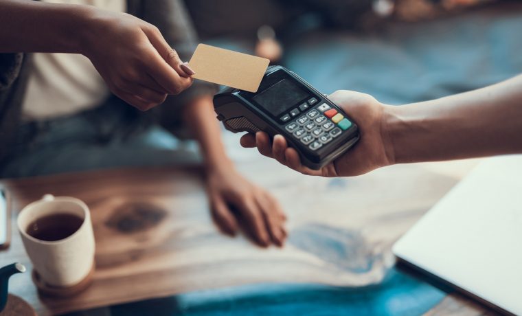 Imagem Ilustrando a Notícia: O futuro das maquininhas de cartão na indústria de pagamentos