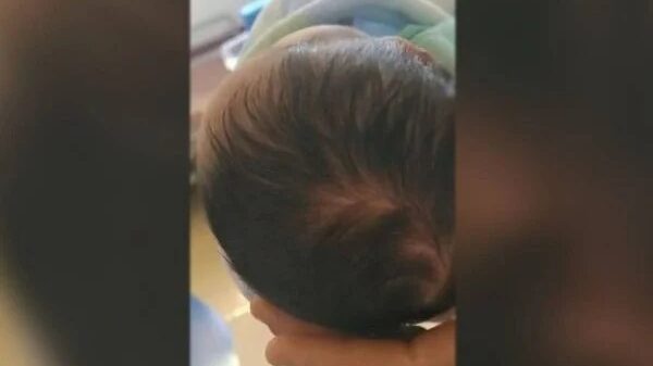 Imagem Ilustrando a Notícia: Bebê bate cabeça no chão após o parto em hospital do Distrito Federal; pais denunciam negligência