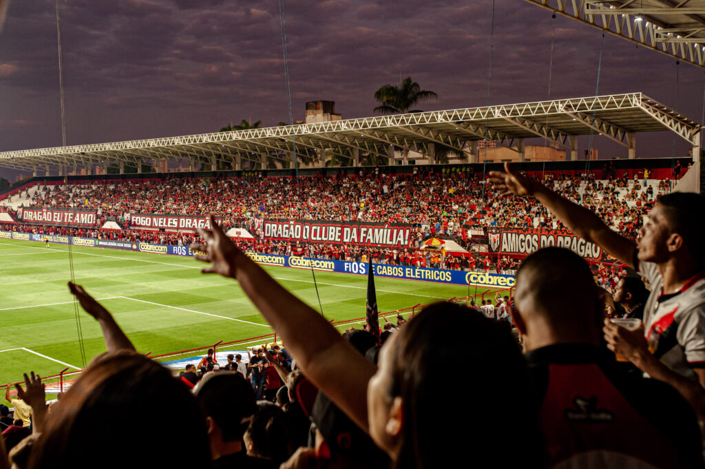 Imagem Ilustrando a Notícia: Com promoção, Atlético-GO inicia venda de ingressos para “o jogo do ano”