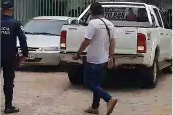 Imagem Ilustrando a Notícia: Vídeo: Homem denuncia boca de urna e quase é atropelado no DF