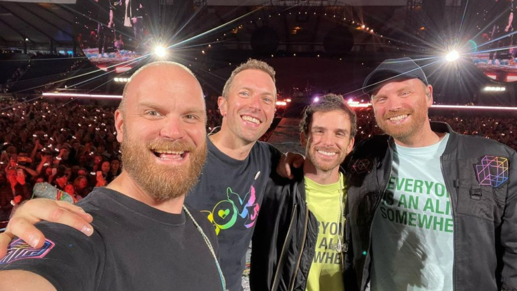 Imagem Ilustrando a Notícia: Coldplay remarca shows para 2023 no Brasil