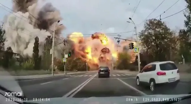 Imagem Ilustrando a Notícia: Vídeo: Explosão na Ucrânia surpreende internautas