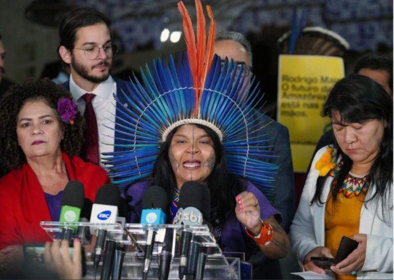 Imagem Ilustrando a Notícia: Câmara dos Deputados terá quatro parlamentares indígenas