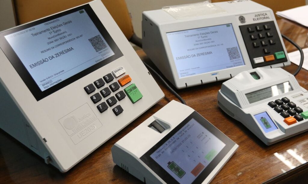 Imagem Ilustrando a Notícia: Eleitores sem cadastro biométrico podem votar neste domingo