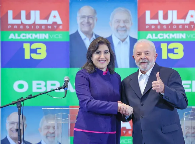 Imagem Ilustrando a Notícia: Tebet se encontra com Lula e diz “o meu total apoio à sua campanha”