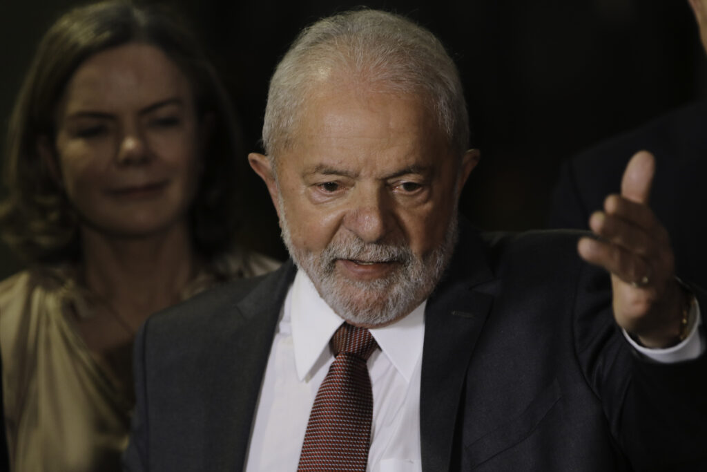 Imagem Ilustrando a Notícia: Governo Lula deve revogar decretos de armas de Bolsonaro