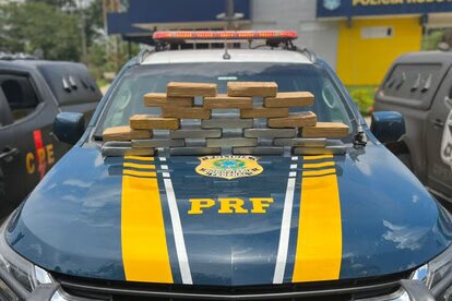 Imagem Ilustrando a Notícia: PRF apreende cocaína avaliada em mais de R$ 25 milhões, em Goiânia