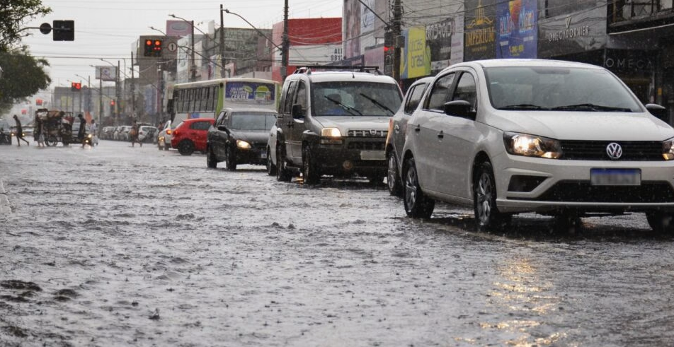 Imagem Ilustrando a Notícia: Chuvas devem atingir todas as regiões de Goiás nesta semana, diz previsão