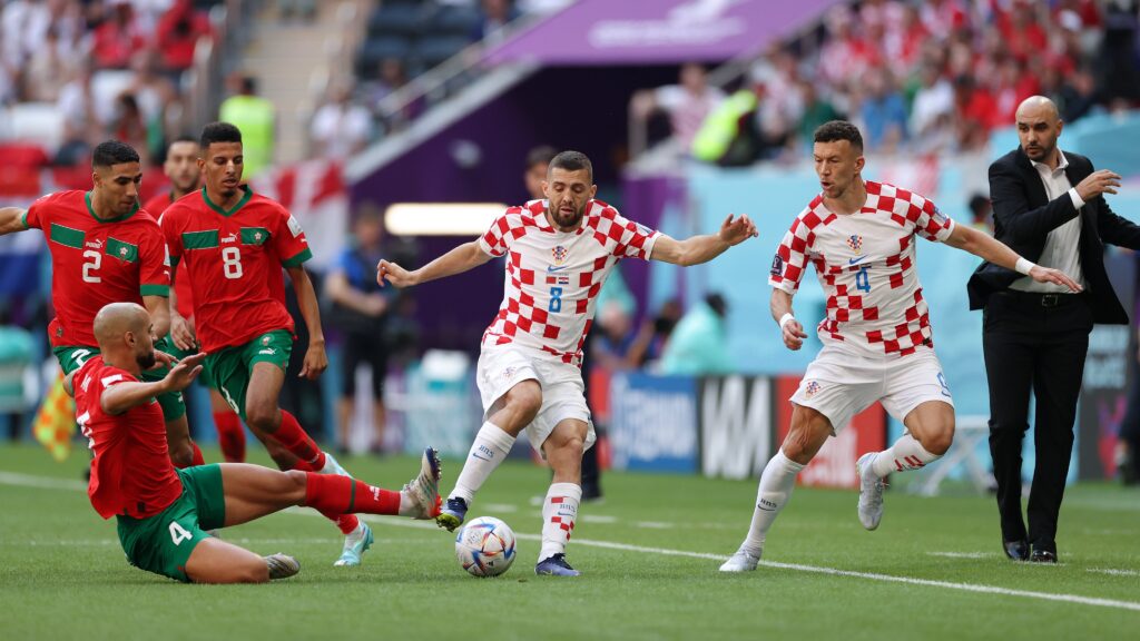 Imagem Ilustrando a Notícia: Croácia estreia sem gols contra Marrocos na Copa