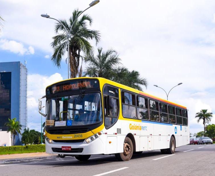 Imagem Ilustrando a Notícia: Faixa exclusiva para ônibus aumenta em mais de 10% fluidez no corredor da T-63