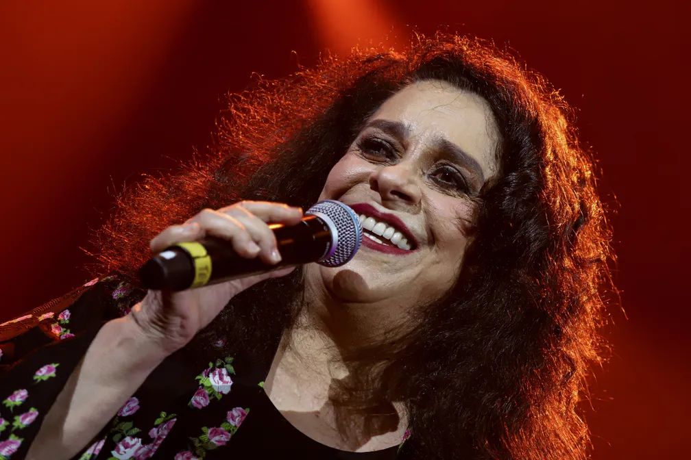 Imagem Ilustrando a Notícia: Morre cantora Gal Costa, aos 77 anos