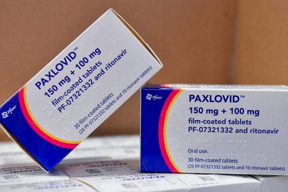 Imagem Ilustrando a Notícia: Anvisa aprova venda de remédio contra Covid em farmácias