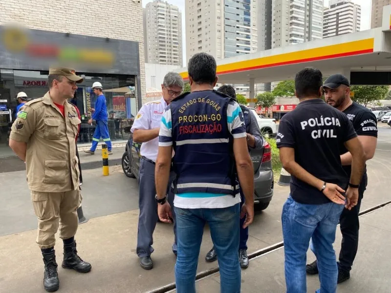 Imagem Ilustrando a Notícia: Postos são autuados por suspeita de aumento abusivo no preço de combustíveis em Goiânia