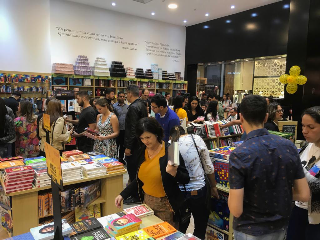 Imagem Ilustrando a Notícia: Varejo goiano tem alta de 1,9% nas vendas em setembro, empurrado pelo setor de livros