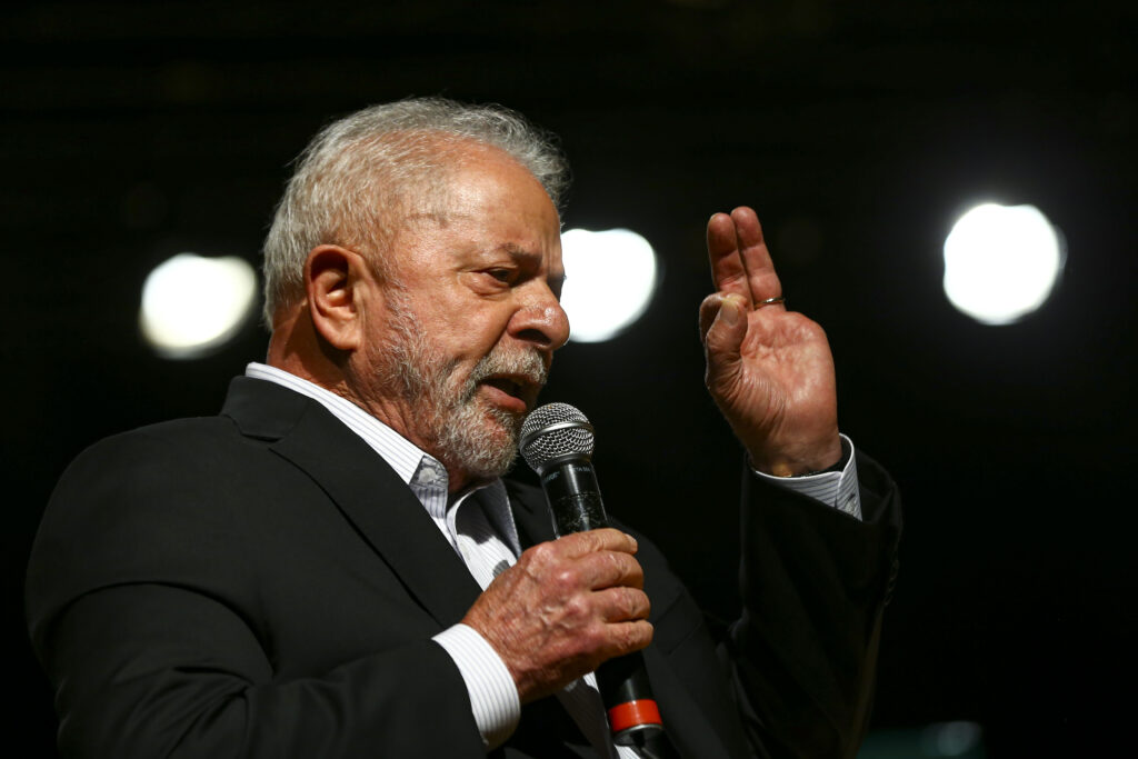Imagem Ilustrando a Notícia: Brasil voltou a conviver com o mundo, diz Lula