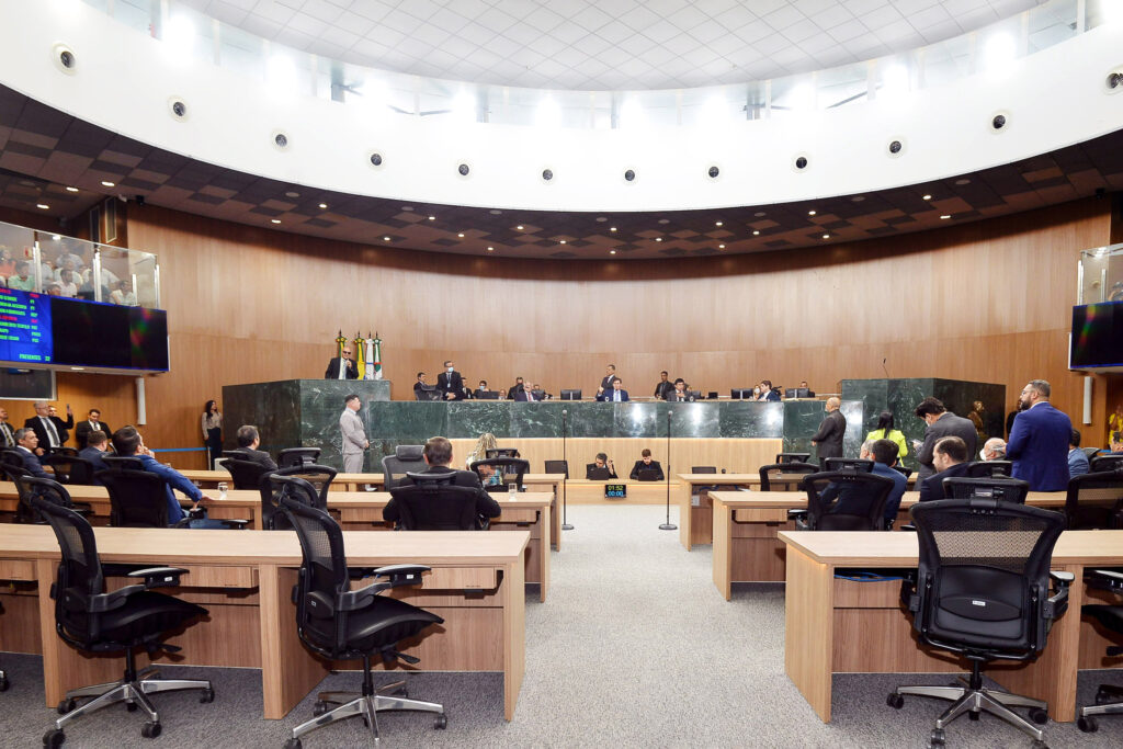 Imagem Ilustrando a Notícia: Assembleia Legislativa de Goiás vota relatório final da LOA 2023 nesta quinta