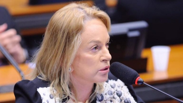 Imagem Ilustrando a Notícia: Magda Mofatto admite que deve retornar à presidência do PL