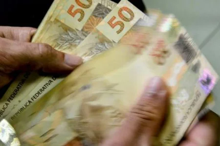 Imagem Ilustrando a Notícia: Banco Central vai retomar devolução de “dinheiro esquecido” em bancos
