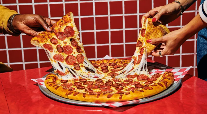 Imagem Ilustrando a Notícia: Pizza Hut traz de volta aos EUA um dos pratos preferidos dos clientes nos anos 90