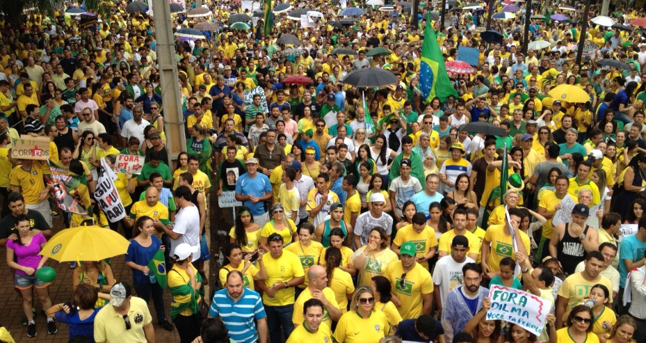 Imagem Ilustrando a Notícia: Bolsonaristas planejam novas manifestações em Goiânia e em outras 26 capitais nesta quarta-feira (11)