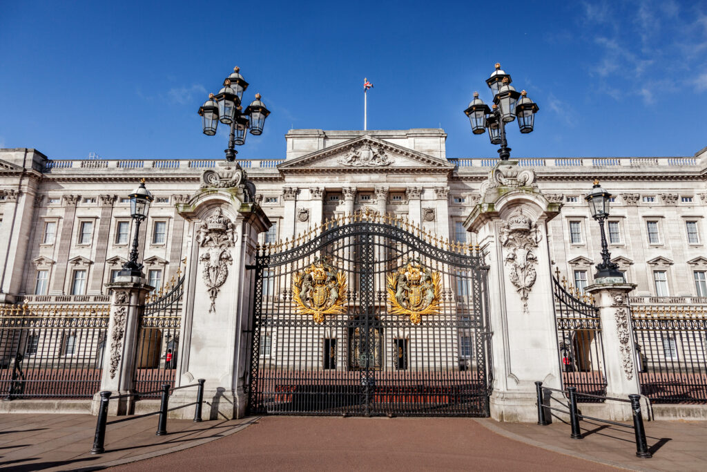 Imagem Ilustrando a Notícia: Quanto custaria comprar ou alugar alguns castelos da Família Real Britânica?
