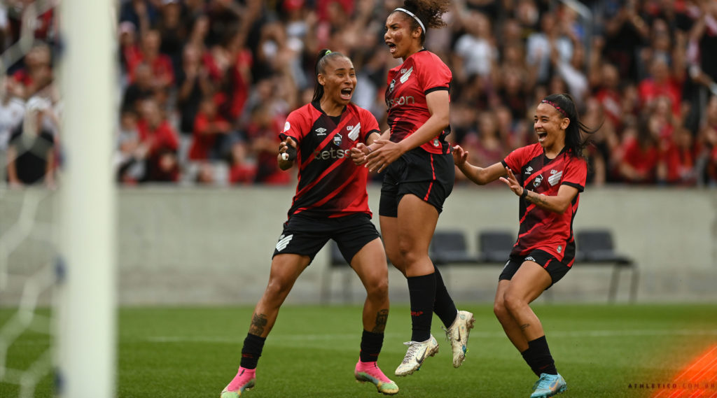Imagem Ilustrando a Notícia: Supercopa do Brasil abre temporada 2023 do futebol feminino