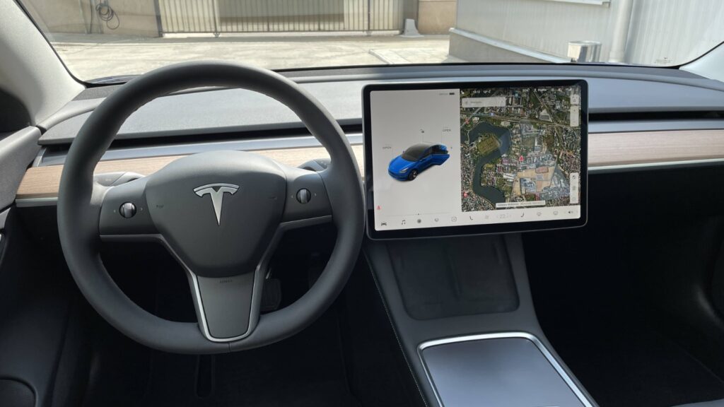 Imagem Ilustrando a Notícia: Tesla faz recall de 363 mil veículos equipados com sistema de direção autônoma