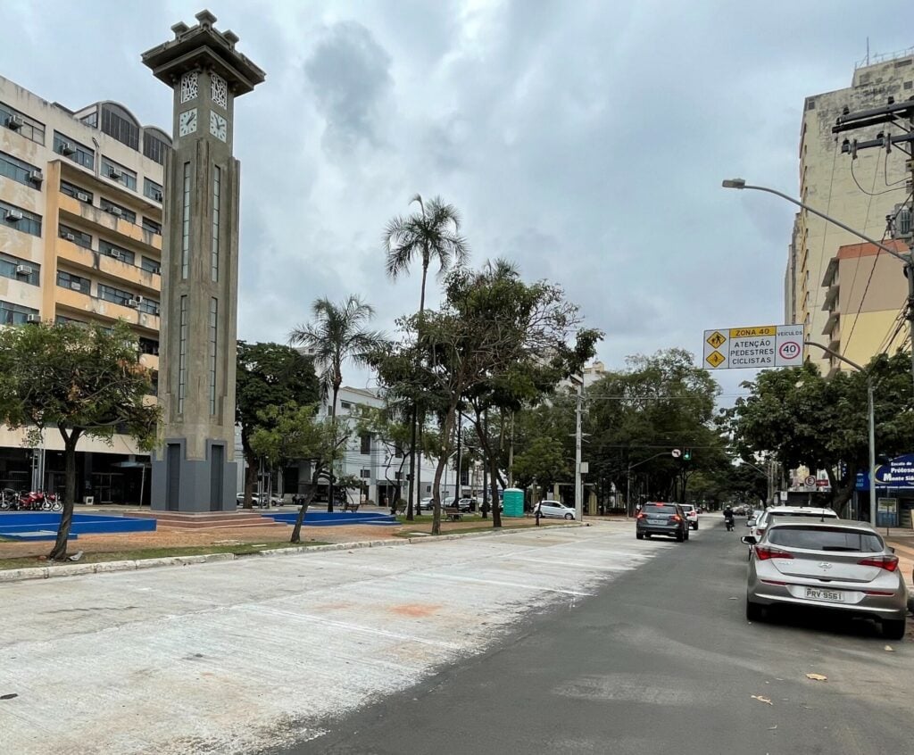Imagem Ilustrando a Notícia: Prefeitura estima retorno dos ônibus na Avenida Goiás para o início de março