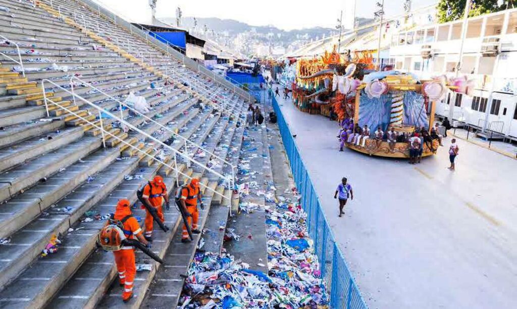 Imagem Ilustrando a Notícia: Desfiles de blocos e escolas no Rio já geraram 466,2 toneladas de lixo