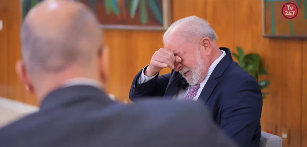 Imagem Ilustrando a Notícia: Lula chora ao lembrar prisão e diz que queria “foder” Moro