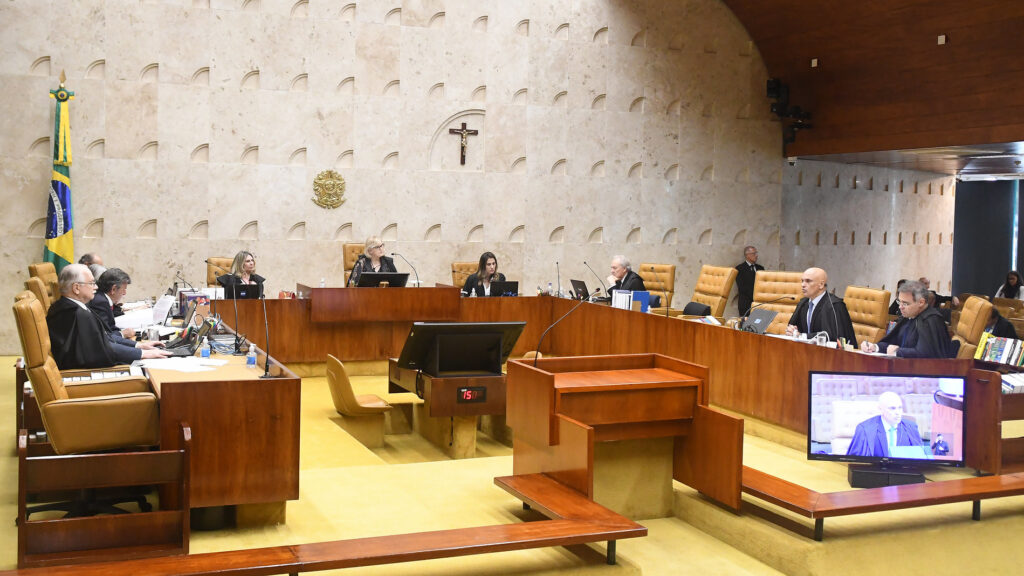 Imagem Ilustrando a Notícia: Bolsonaristas querem brecha para que Câmara e Senado indiquem ministros do STF