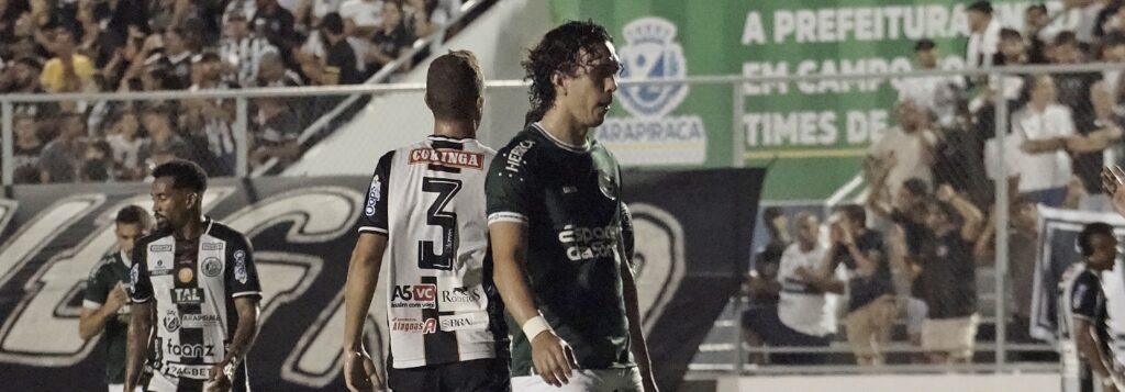 Imagem Ilustrando a Notícia: Fora de casa, Goiás empata com o Asa e se classifica à segunda fase da Copa do Brasil