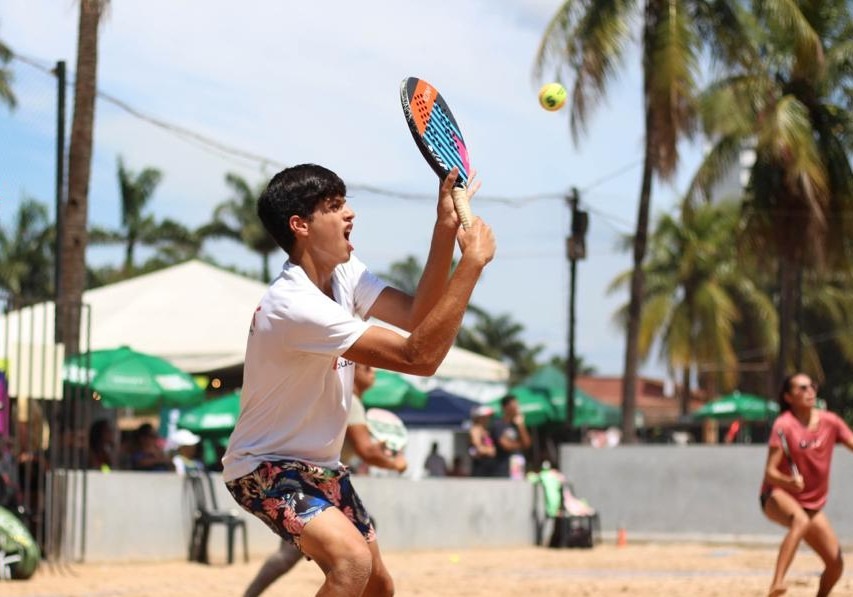 Imagem Ilustrando a Notícia: Itumbiara sedia primeiro torneio internacional de Beach Tennis da história de Goiás