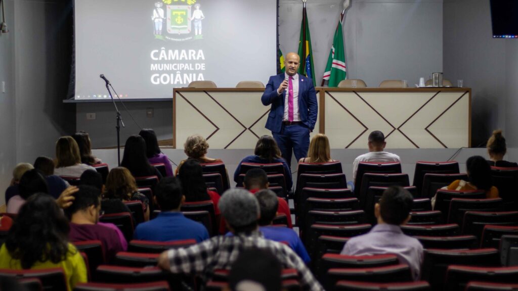 Imagem Ilustrando a Notícia: Audiência pública discute habitação social e Plano Diretor na Câmara Municipal de Goiânia