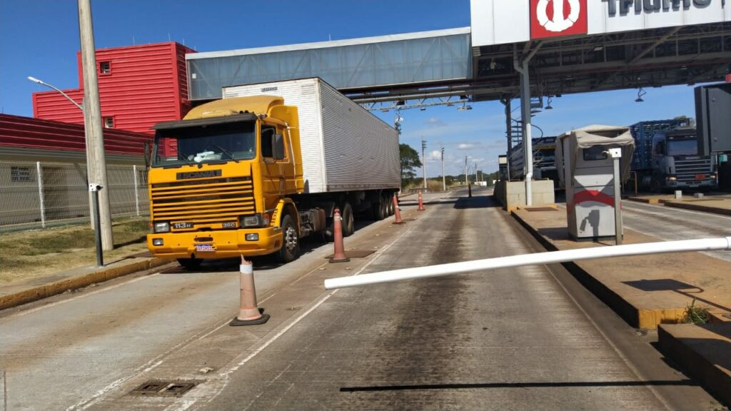 Imagem Ilustrando a Notícia: Justiça autoriza aumento no preço de pedágios em rodovias de Goiás em nova decisão