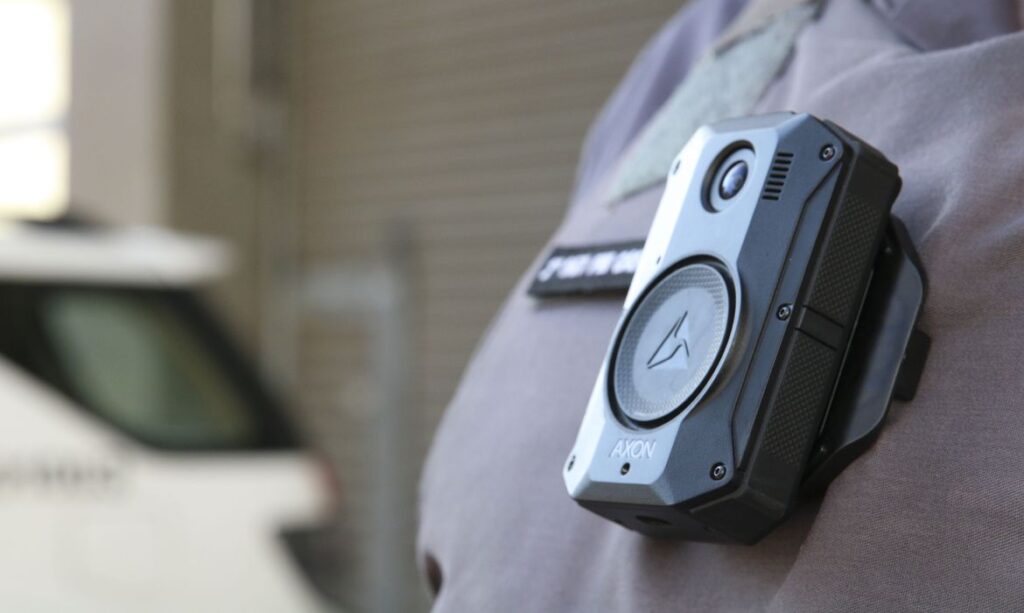 Imagem Ilustrando a Notícia: Audiência pública na Alego debaterá implantação de câmeras em uniformes policiais no Estado, nesta sexta-feira