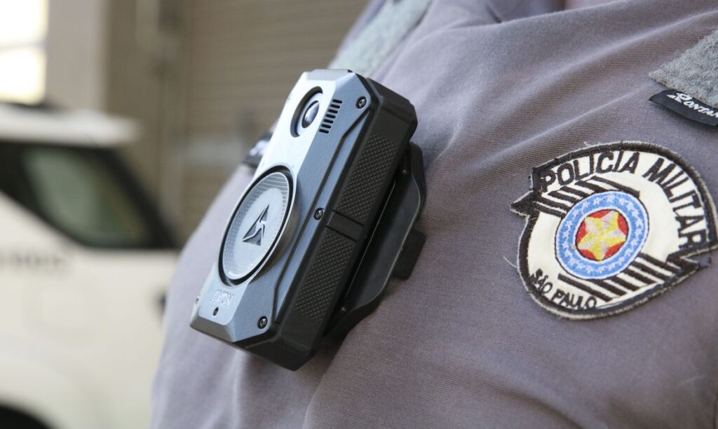 Imagem Ilustrando a Notícia: Defensoria defende câmeras nos fardamentos de policiais goianos