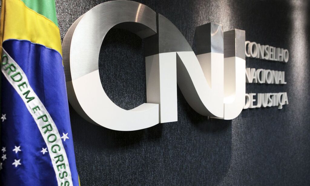 Imagem Ilustrando a Notícia: CNJ fará mutirão para registrar 2,7 milhões de pessoas sem documento
