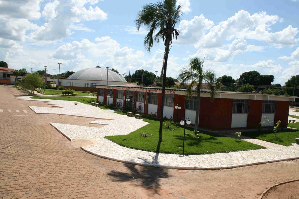 Imagem Ilustrando a Notícia: Aluno esfaqueia duas crianças em escola de Santa Tereza de Goiás
